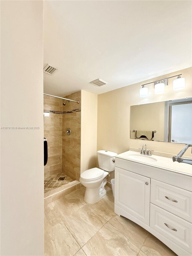 Building Photo - 227 Lakeview Dr