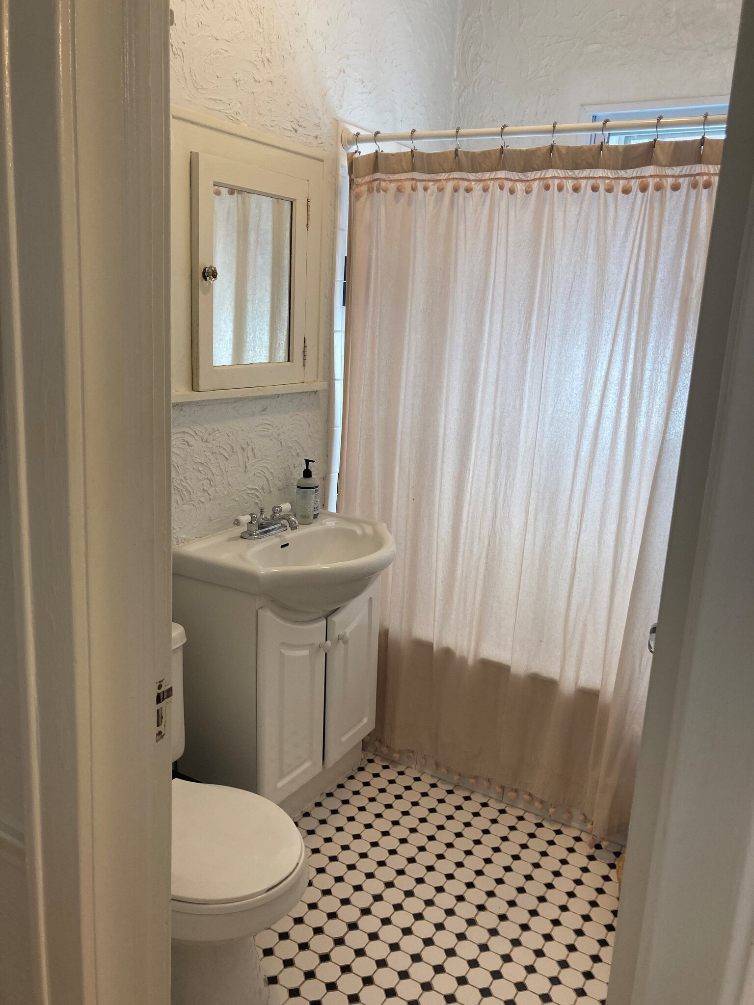 Bathroom - 2212 Girard Ave S