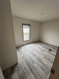 Building Photo - 3150 Plateau Dr