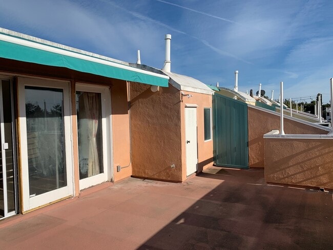 Building Photo - 1019 Grant St