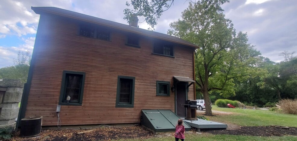 Building Photo - 2125 West Alex Bell Road