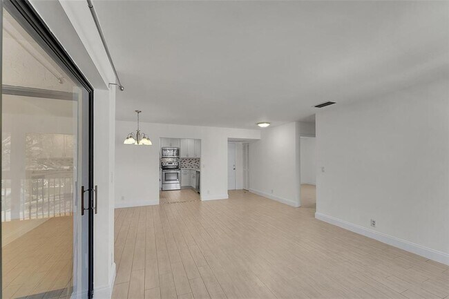 Building Photo - 3529 NW 35th St