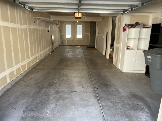 Building Photo - 857 Pantani Ct