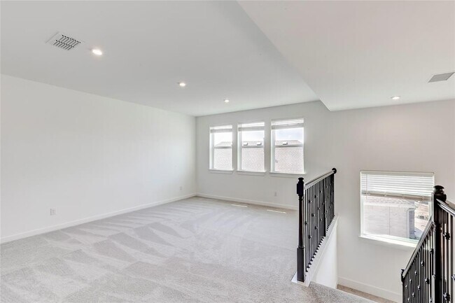 Building Photo - 1832 Asti Ln