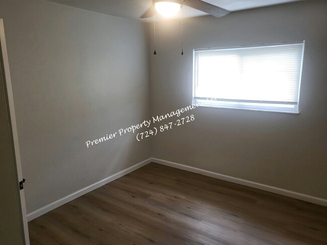 Building Photo - 1802 Duss Ave