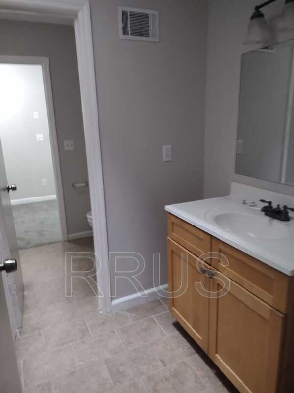 Building Photo - 275 Juliet Ln SW