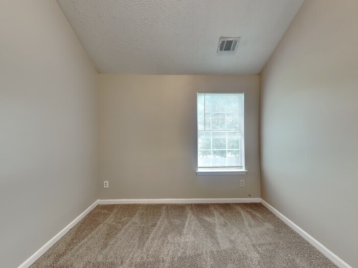 Building Photo - 2340 Brookgate Way