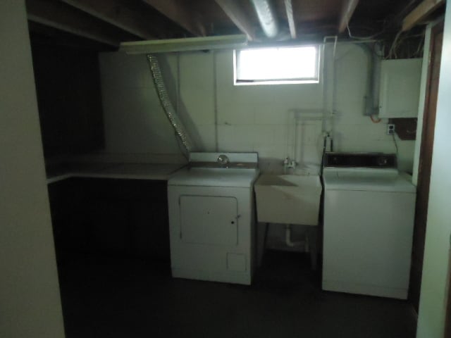 Building Photo - 506 12th Ave S