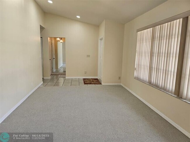Building Photo - 11327 Little Bear Dr