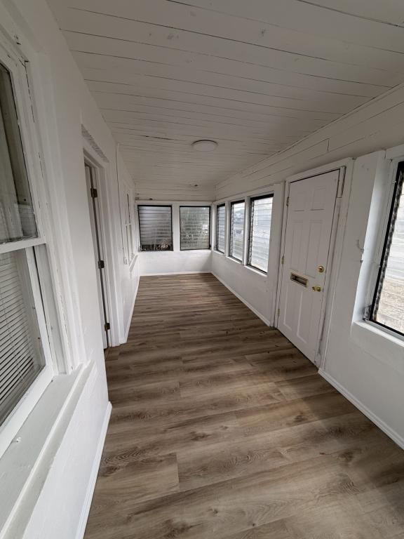 Building Photo - 1045 W Gore St