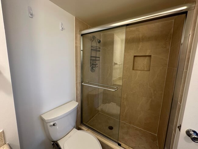 Building Photo - 3310 S Ocean Blvd