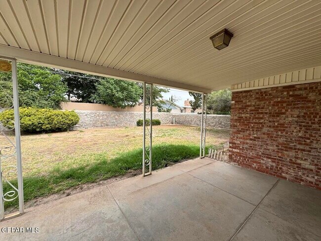 Building Photo - 9309 W H Burges Dr