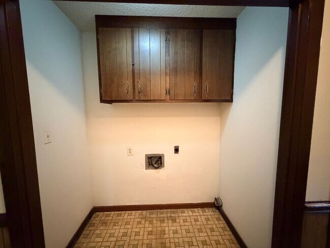 Building Photo - 3 Bedroom 2 Bath home in Valdosta