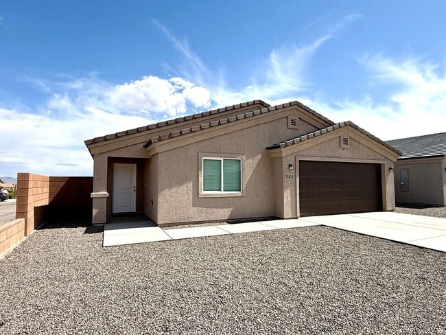 Building Photo - Newly Built 3-Bedroom, 2-Bath Home in a Prime Location Near Hospital & Shopping!