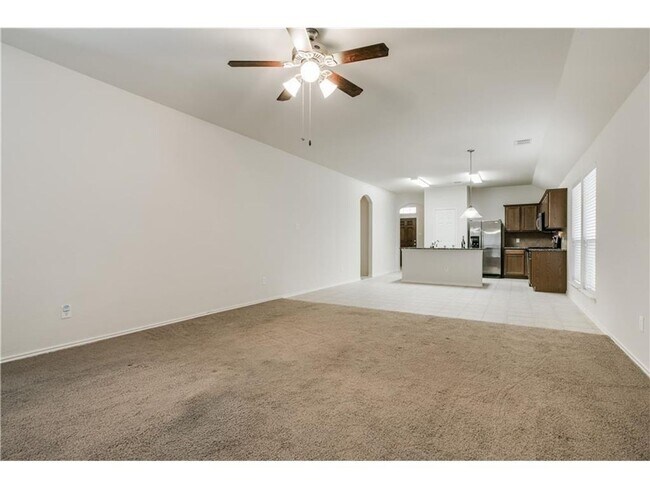 Building Photo - Welcome Home 3-2-2 Melissa ISD