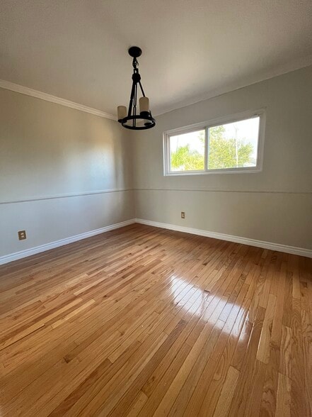 Bedroom 1 - 19926 Cantara St