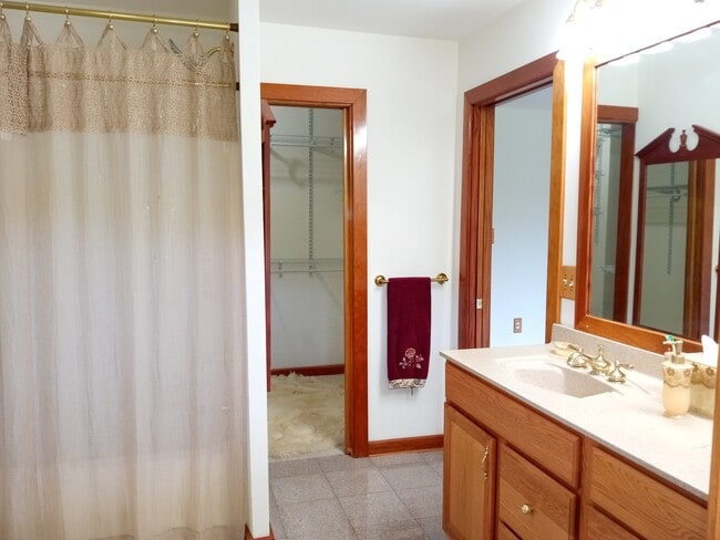 Primary Photo - 2179 Sorrento Dr