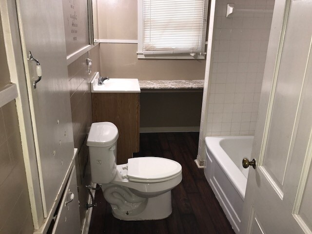 Building Photo - 2602 23rd St