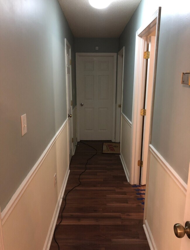 Hallway - 1821 Barberry Dr