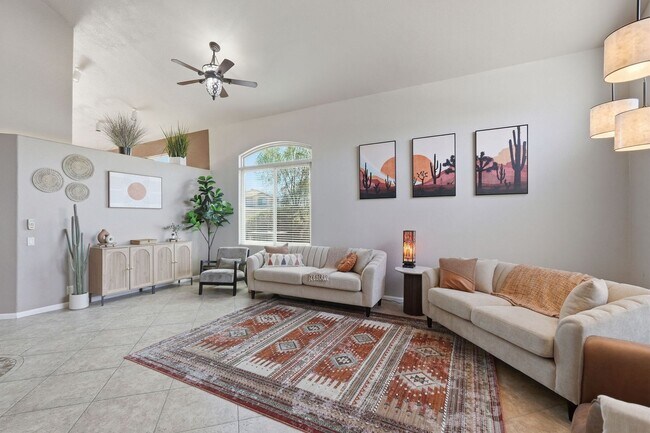 Building Photo - Furnished Desert Oasis| Pool, Bar and Mountain Views
