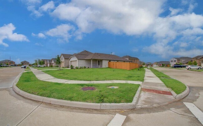 Building Photo - 10910 Bright Beacon Dr