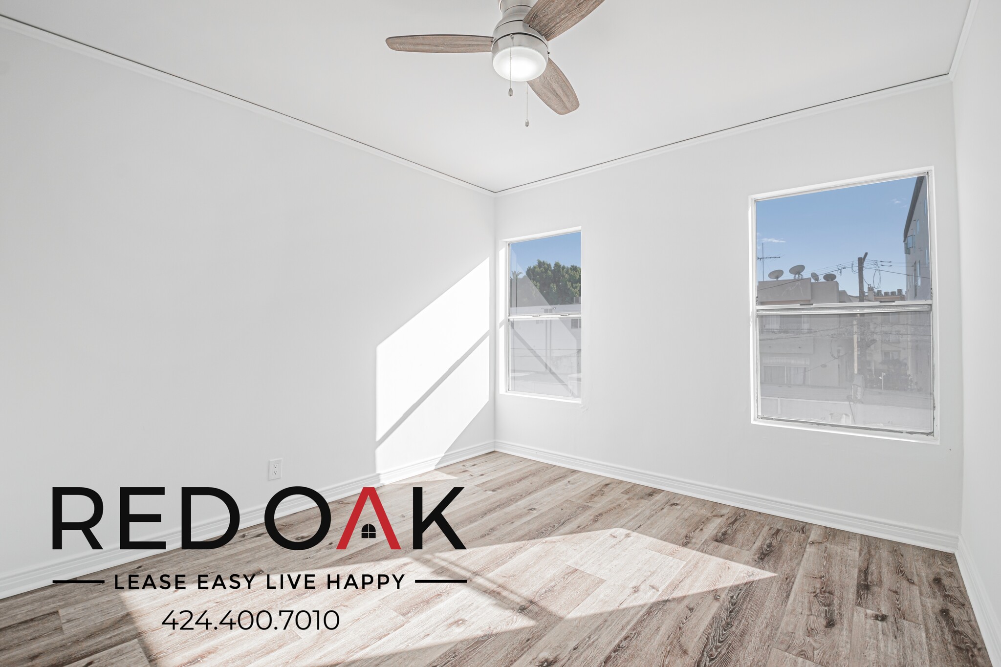 Building Photo - 5162 1/2 Clinton Ave