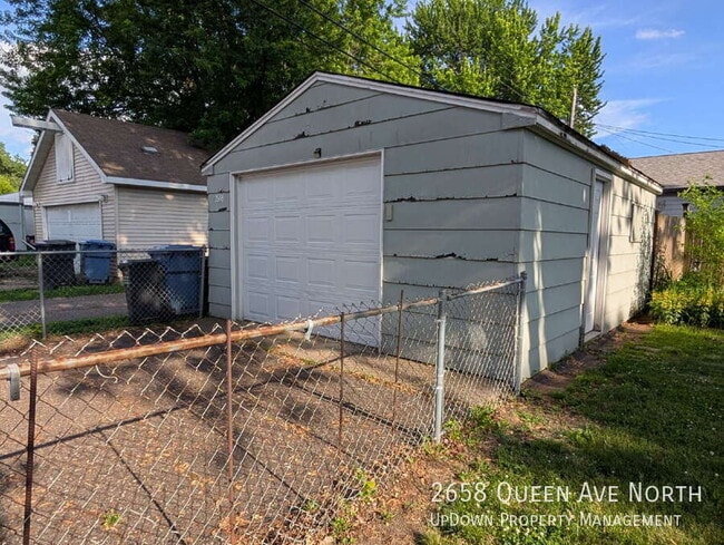 Building Photo - 2658 Queen Ave N