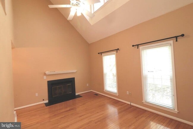 Building Photo - 7907 Gambrill Ct