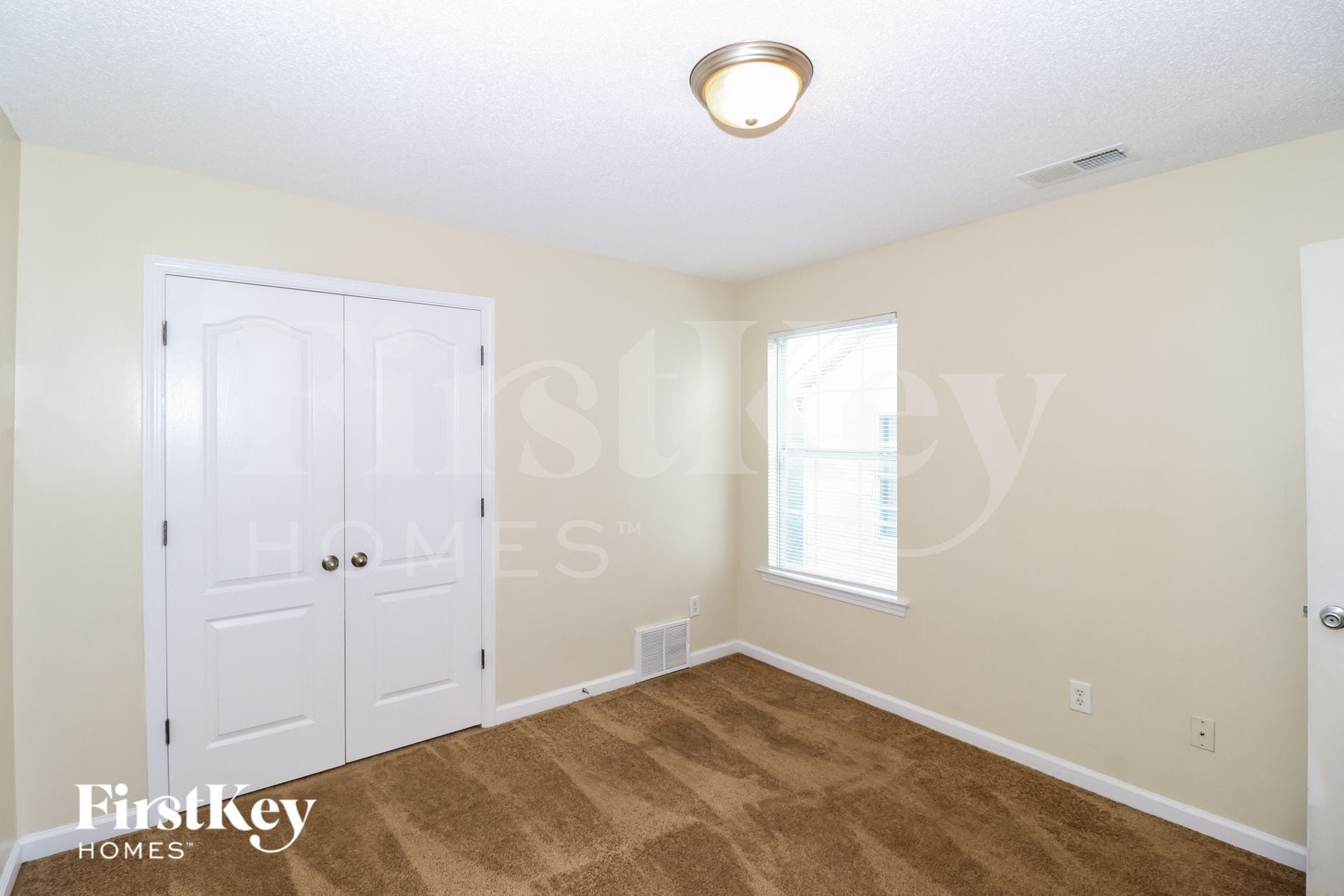 Building Photo - 10223 Macon Rd