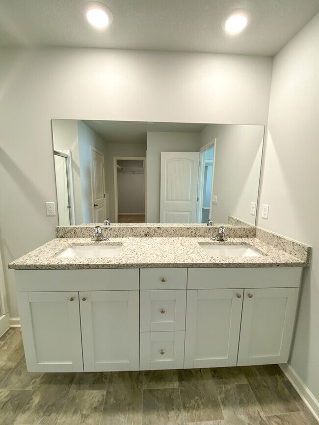 Building Photo - 4 bed 2 bath built in 2025 in North Mississippi / $250 move in special if moved in by 12/15/25