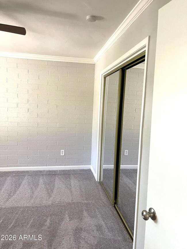 Building Photo - 6804 E 2nd St