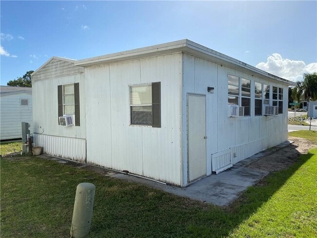 Building Photo - 59 Fairview Dr S