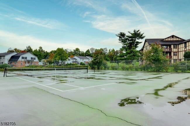 Building Photo - 78 Canterbury Rd