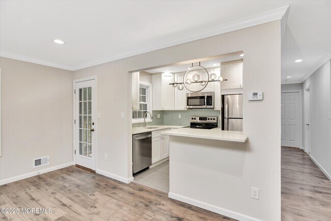 Building Photo - 1508 Wellington Pl