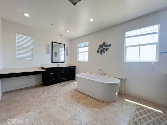 Building Photo - 2408 E Kern River Ln
