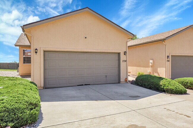 Primary Photo - $2,250.00, 4 bed, 3 bath located in Colora...