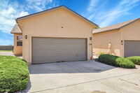 Building Photo - $2,250.00, 4 bed, 3 bath located in Colora...