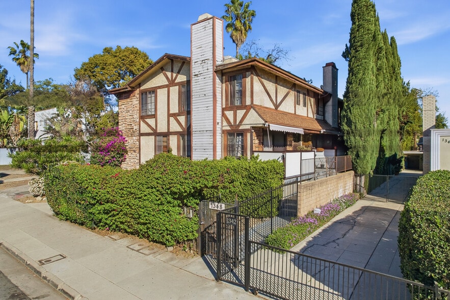 Building Photo - 1348 N Orange Dr