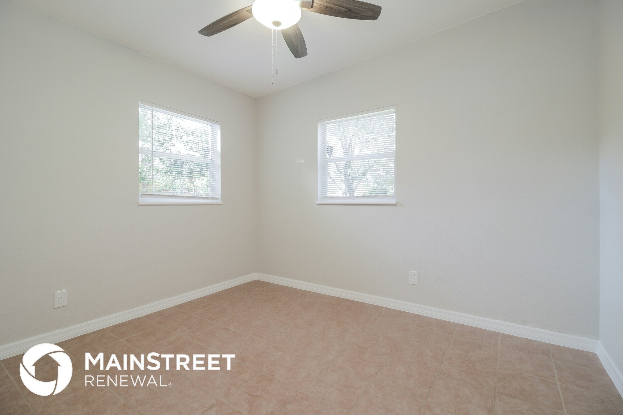 Building Photo - 11623 Cameron St