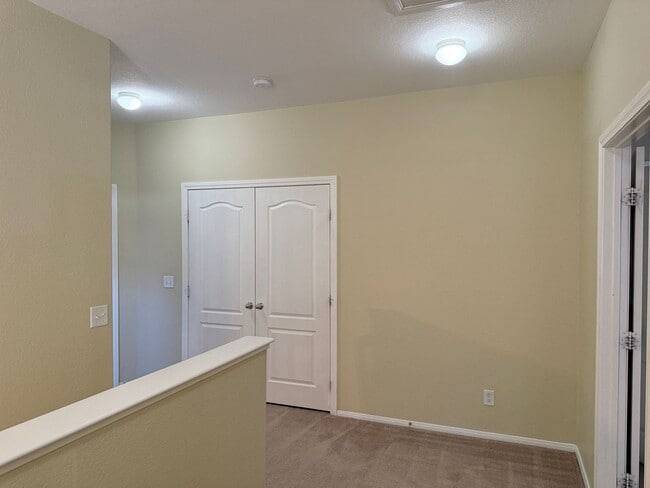 Building Photo - 2-story single-family home located in a ga...