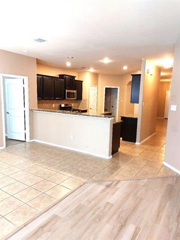 Building Photo - 1113 Haskell Dr