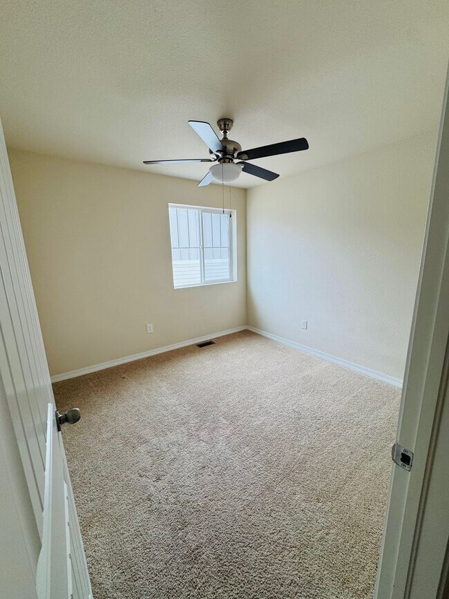 Building Photo - 5642 Heathland Terrace