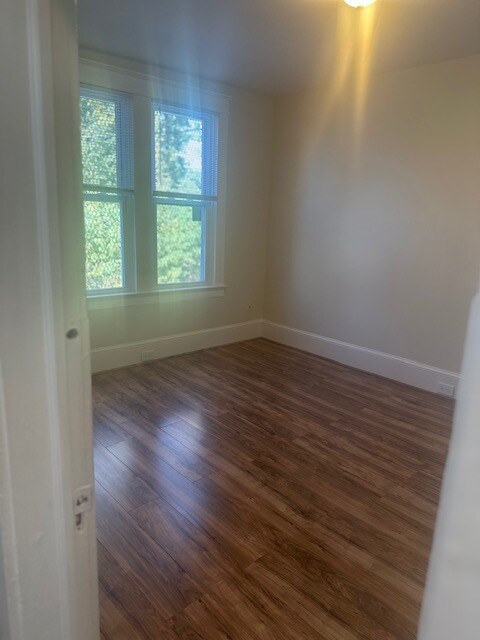 Building Photo - 3216 Gwynns Falls Pkwy