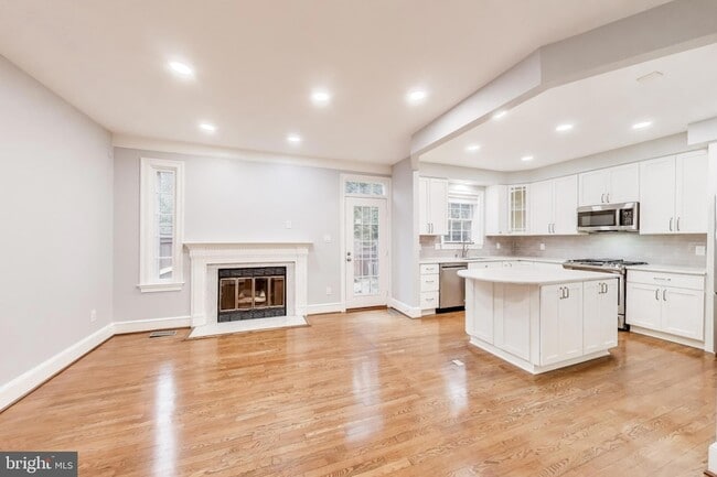 Building Photo - 8017 Rising Ridge Rd