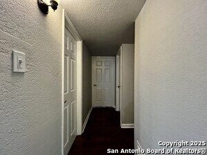 Building Photo - 315 Scotty Dr