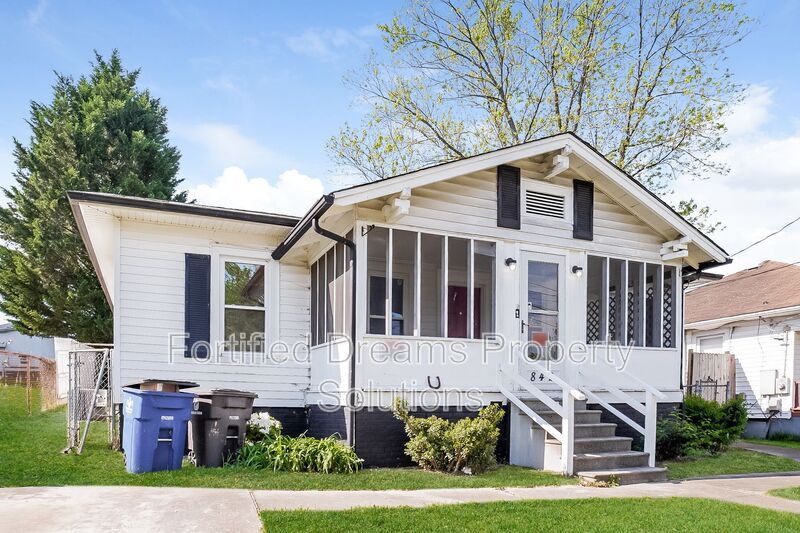 Building Photo - 842 Efird St