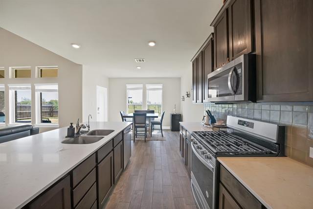 Building Photo - 10700 Rock Bolt Dr