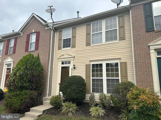 Building Photo - 6135 Newport Terrace