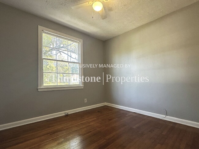 Building Photo - 1216 Hamilton St