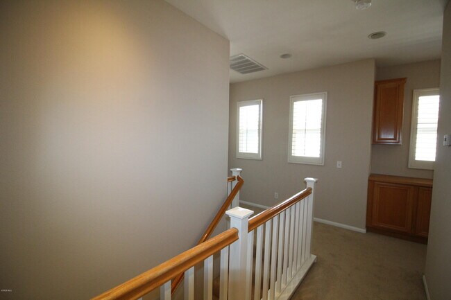 Building Photo - 785 E Port Hueneme Rd